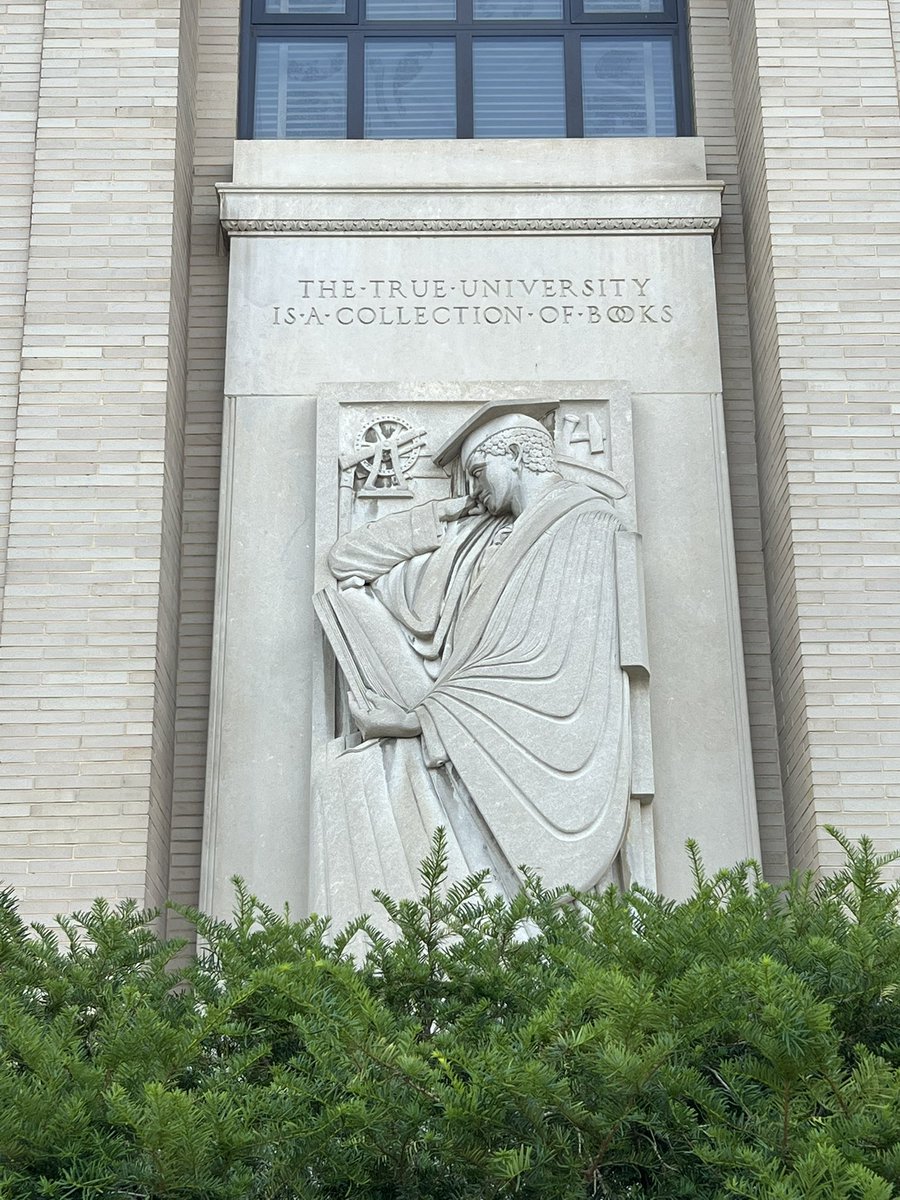 dajmeyer's tweet image. Facade of the 1938 Pattee Library @PennState, back when universities understood their purpose. Fred Lewis Pattee was the first Professor of American Literature.