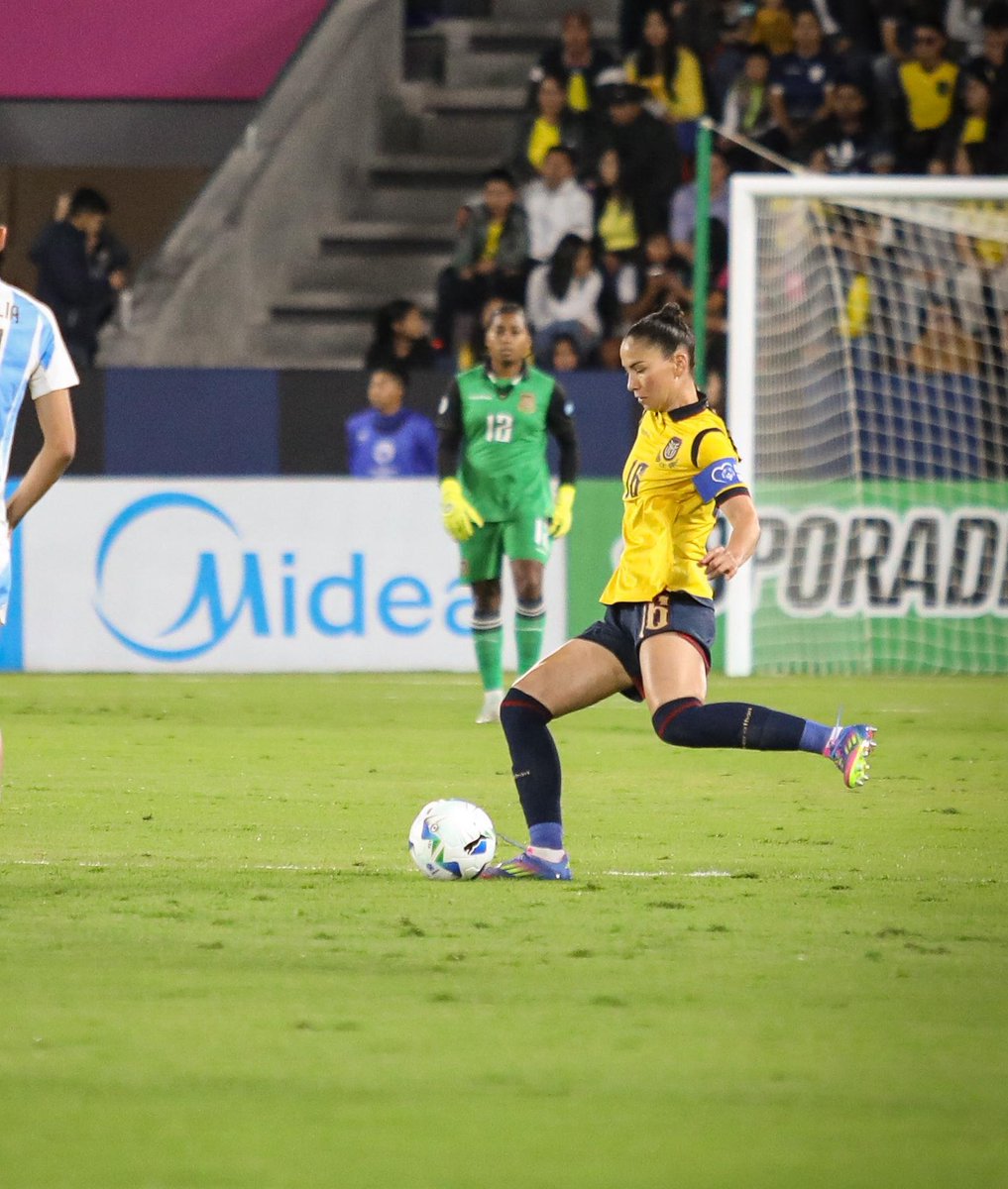 LaTri's tweet image. ⏱ 40&apos; | 🇪🇨0️⃣-1️⃣🇦🇷

• #EcuadorArgentina • #CopaAméricaFEM •