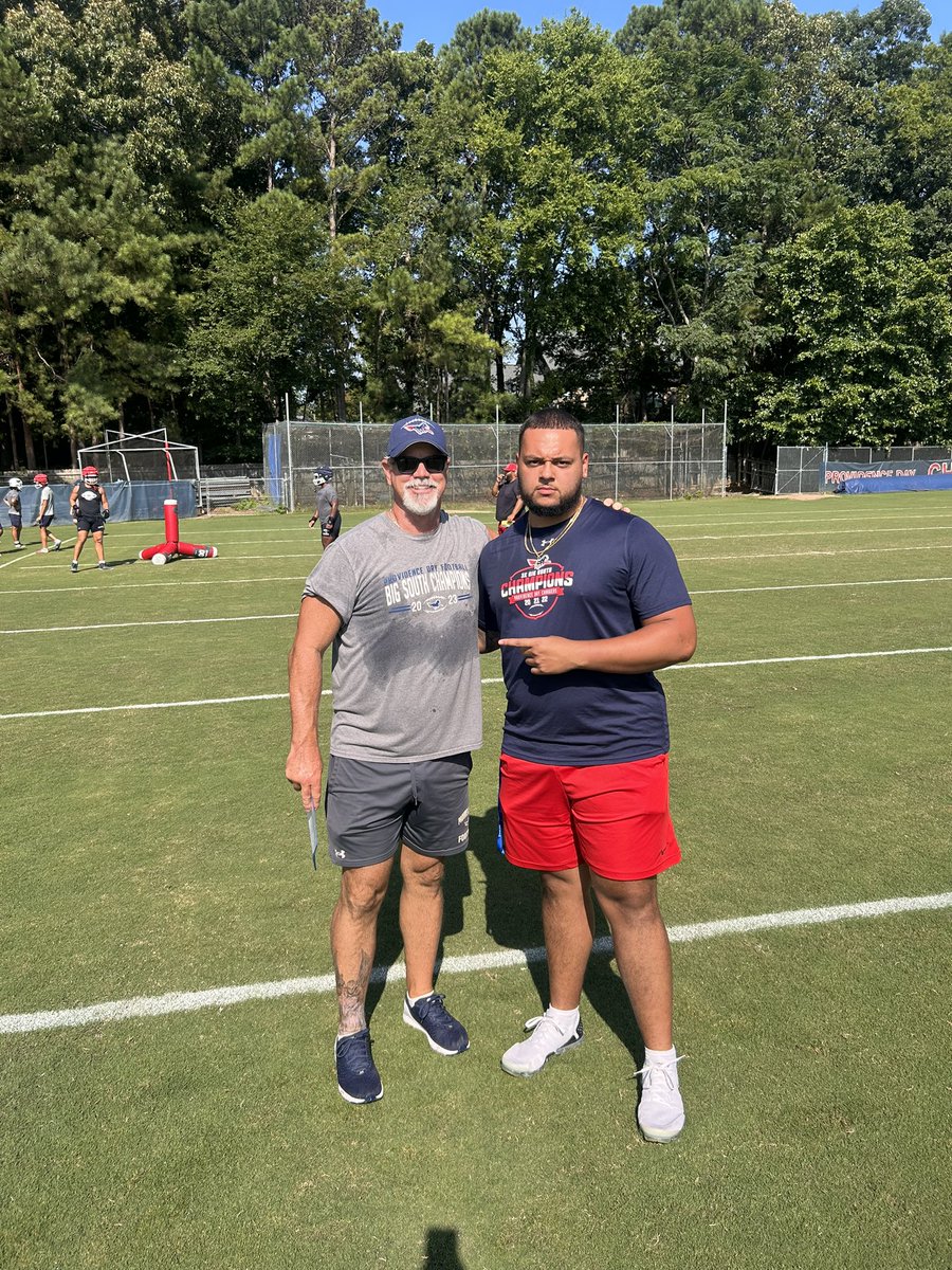 PDS_ChargersFB's tweet image. Three former Chargers OL starting at Navy, Kenyon and NCA&T respectively!
#PDFootballFamily