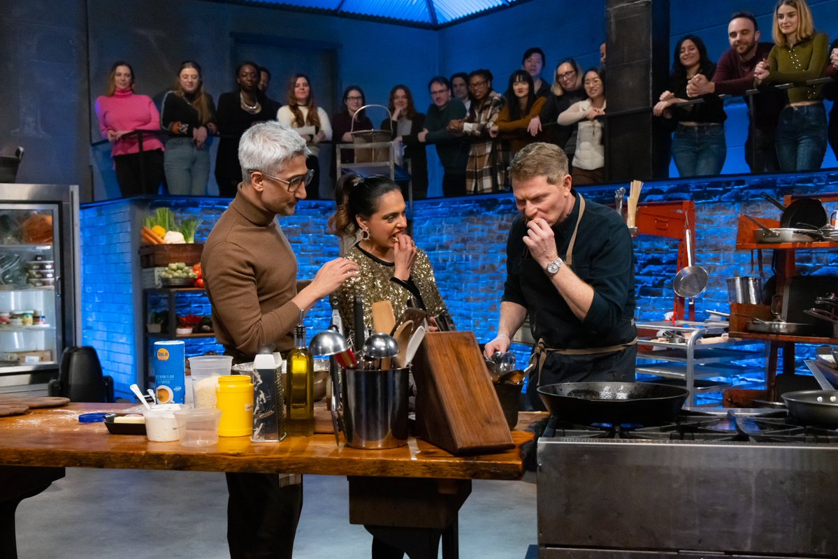 FoodNetwork's tweet image. This week the judges are bringing style and spice, but their choice of chefs do not play nice 😤 Will they be able to fashion a win against @bflay?
Don’t miss an all-new episode of #BeatBobbyFlay, NEXT @ 9|8c!