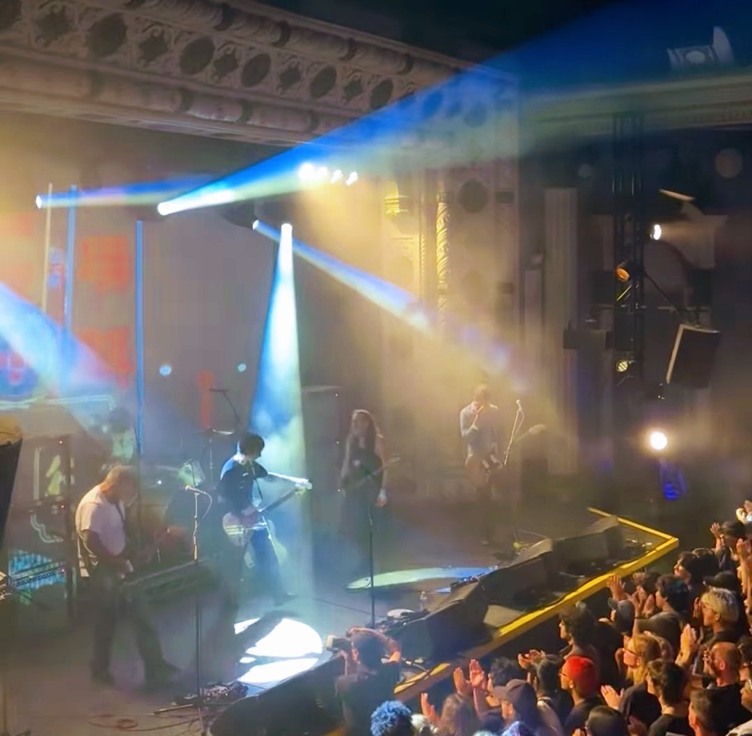 cloudypeeps's tweet image. Zero Day by @BandofNOTHING and Lines by #Whirr at the @MetroChicago were freaking beautiful, what a show!! See ya in Texas #peeps. #bandofnothing #chicago