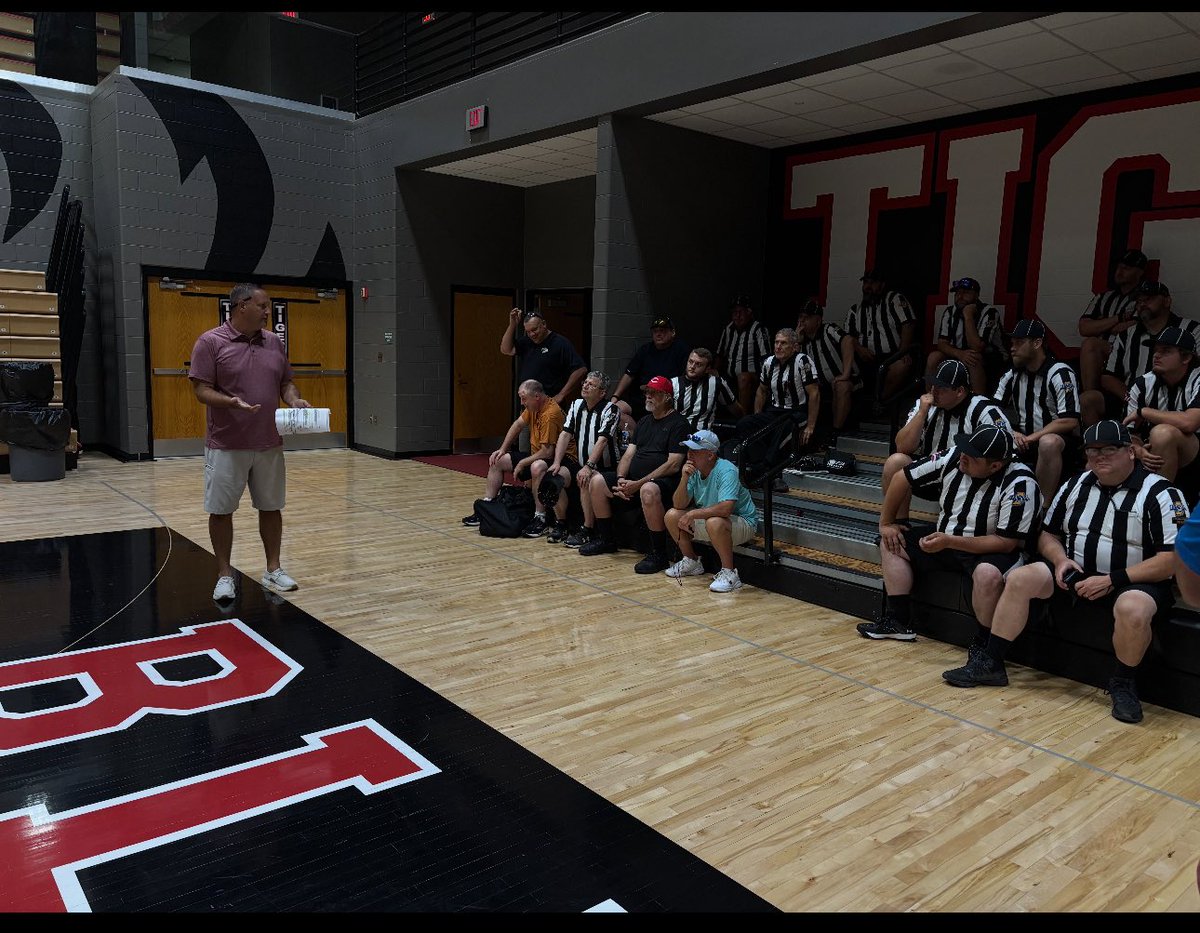 jefflytle_37's tweet image. Thank you @MrKunkBHS and @blufftontigers for hosting our NEIAOA and Lima City Officials Football Certification Clinic. Thank you to all officials and teams who participated in the clinic tonight. @rfaulkens @brianclewis