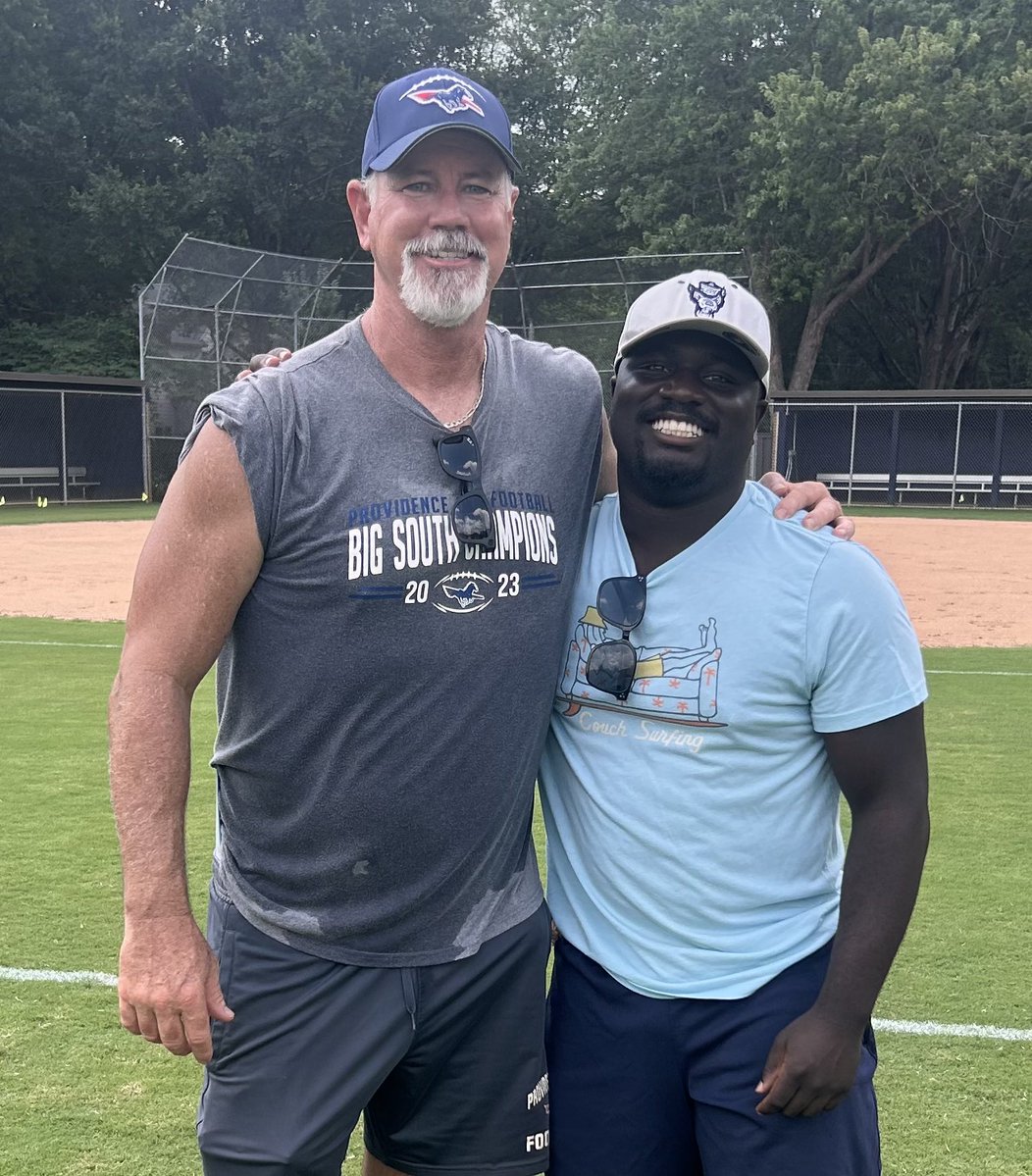 PDS_ChargersFB's tweet image. Andy Sangmuah is about to finish school at App State and Bleu Coleman is looking to pursue medical school!
#PDFootballFamily