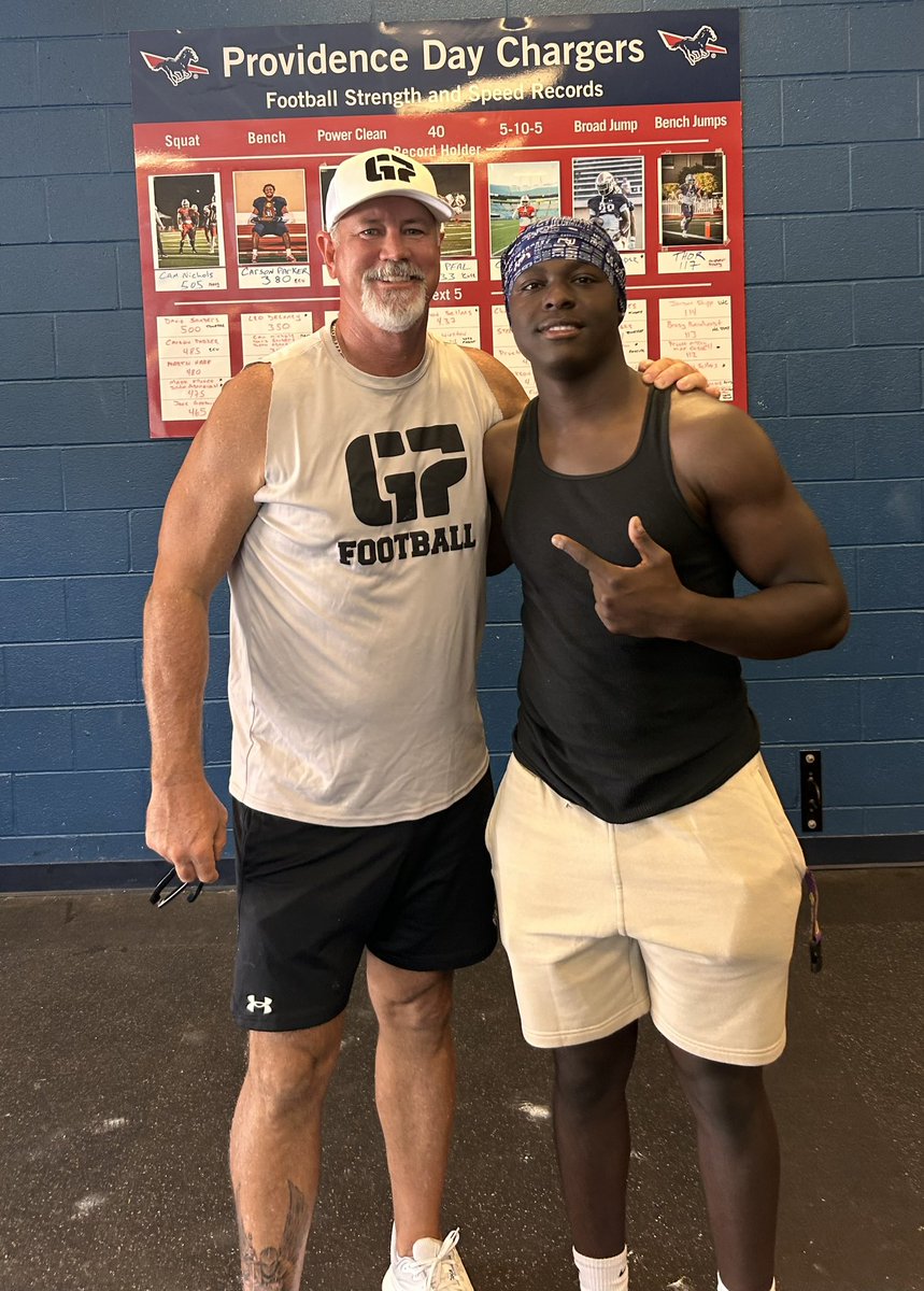 PDS_ChargersFB's tweet image. Andy Sangmuah is about to finish school at App State and Bleu Coleman is looking to pursue medical school!
#PDFootballFamily