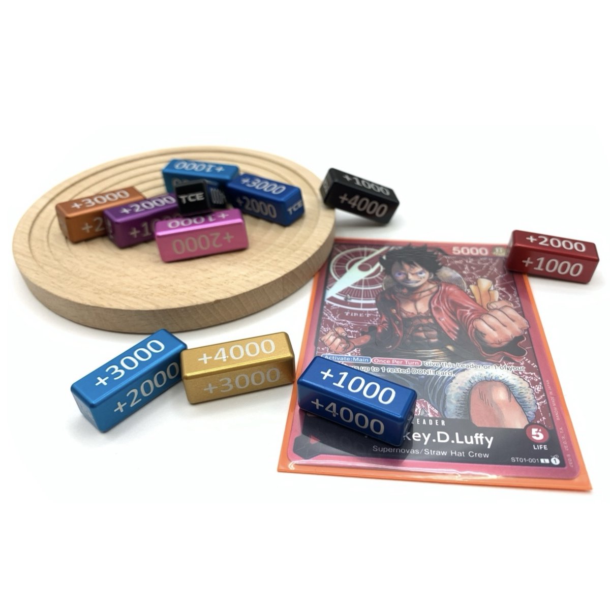 TcEvolutions's tweet image. Gold bars. Red rubies. Green emeralds. Blue sapphires...
It’s no wonder people mistake our eye-catching, top-tier One Piece TCG accessories for pirate treasure 🏴‍☠️💎 Shiny and 100% loot-worthy 🤣