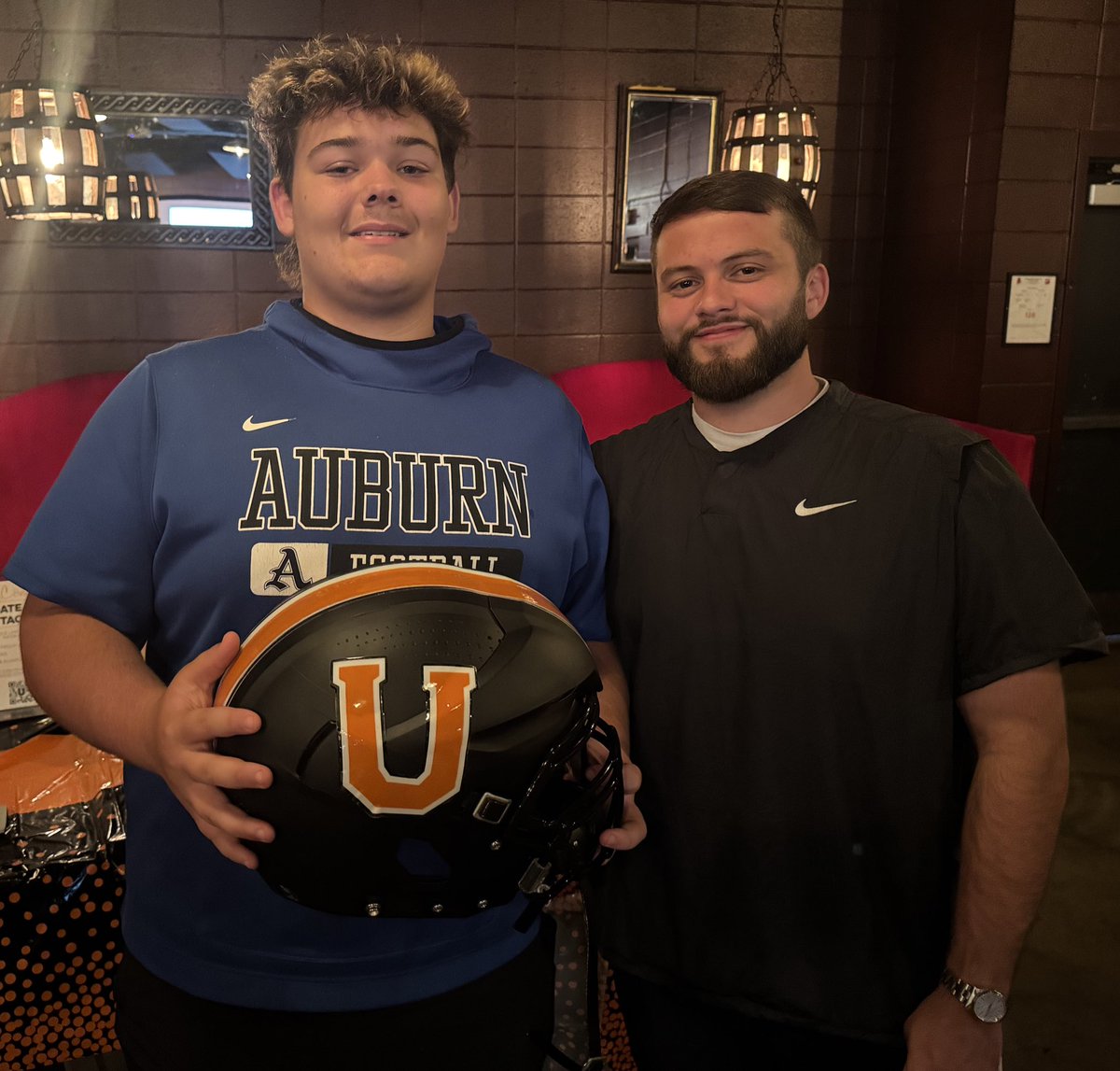 aubin_tucker's tweet image. #AGTG ✝️Blessed to receive an offer from @UnionBulldogFB and @_CoachDay_
@keithetheredge1 @CoachWagnon @CoachJLStanford @AHSALFBRECRUIT @auburnO_Line @brodariousH @AL7AFootball @ALPrepStars
@PrepRedzoneAL