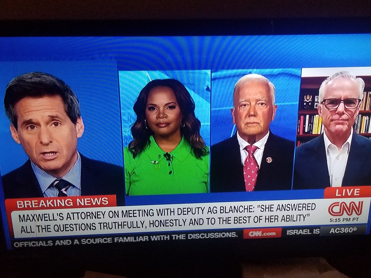billybobnc27's tweet image. If you watch these 4 @CNN @TheDemocrats "anchors & objective guests," you see that they're frowning at the importance of the Epstein story.
They're indignant, & more infuriating to them, out of the loop.
They're running this story 24/7, but don't like their spot here.
@nytimes