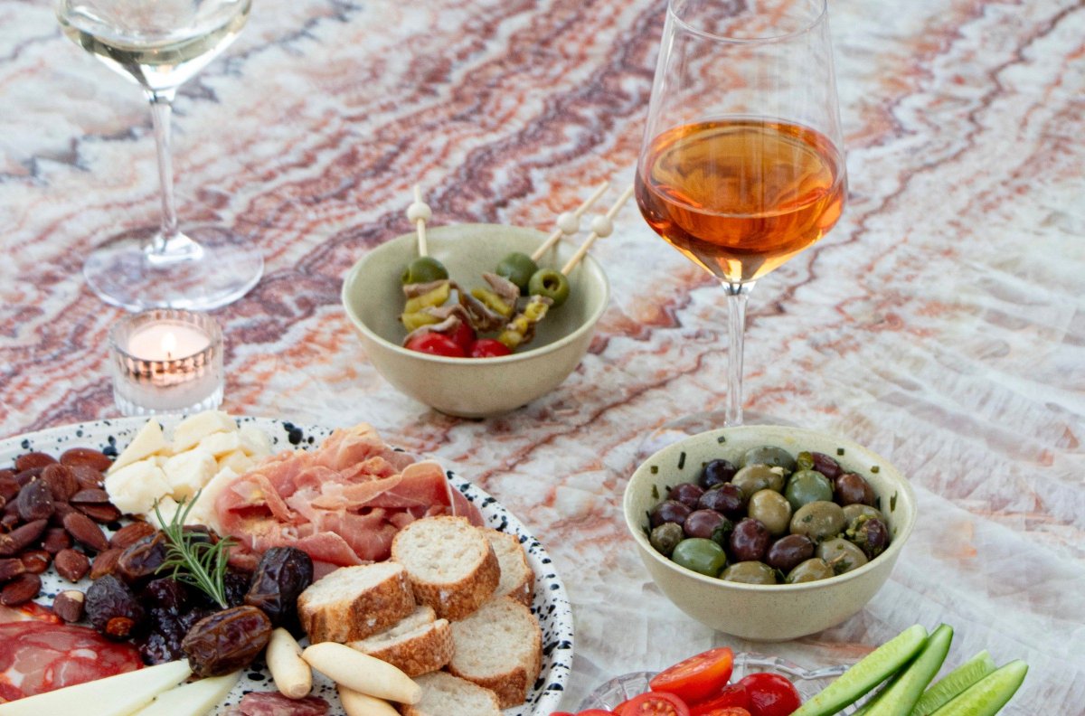 keithrpillow's tweet image. Outstanding!
Where to Find Ojai’s Best Restaurants, According to a Local Writer: buff.ly/lxHYKkS
Source: @MeaghanClark in @EaterLA