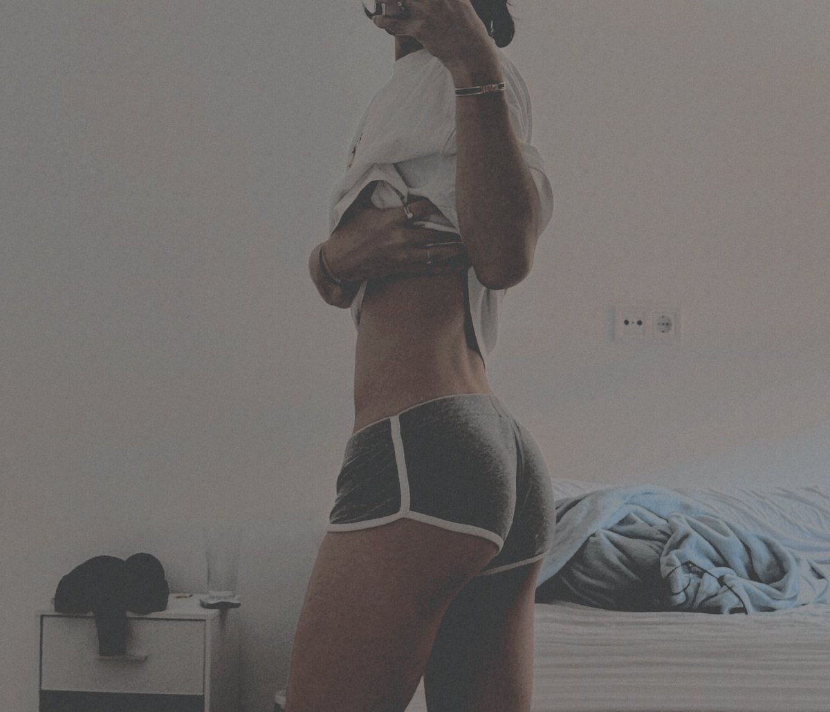 SWISSMMY0's tweet image. ㅤㅤㅤㅤㅤㅤㅤㅤㅤㅤㅤㅤㅤㅤㅤㅤㅤㅤㅤㅤㅤㅤʵ           𝟶:𝟷𝟾           ࣪     𝙽𝚂𝙵𝚆. 𝙼𝙳𝙸       ۪          𝒃𝒐𝒕𝒕𝒐𝒎        🏳️‍🌈       junior 
with  rage         ۡ࣫            ۪           𖤐           for manly           𝒽𝒶𝓃𝒹𝓈    .