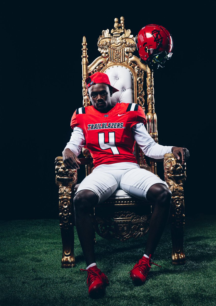 JamaleFoster's tweet image. Senior Year Loading!