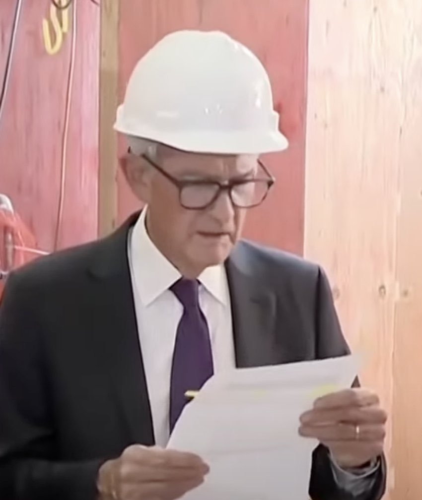 JimmyKostro's tweet image. Your CPA trying to figure out all of the Nostr Bitcoin Zaps