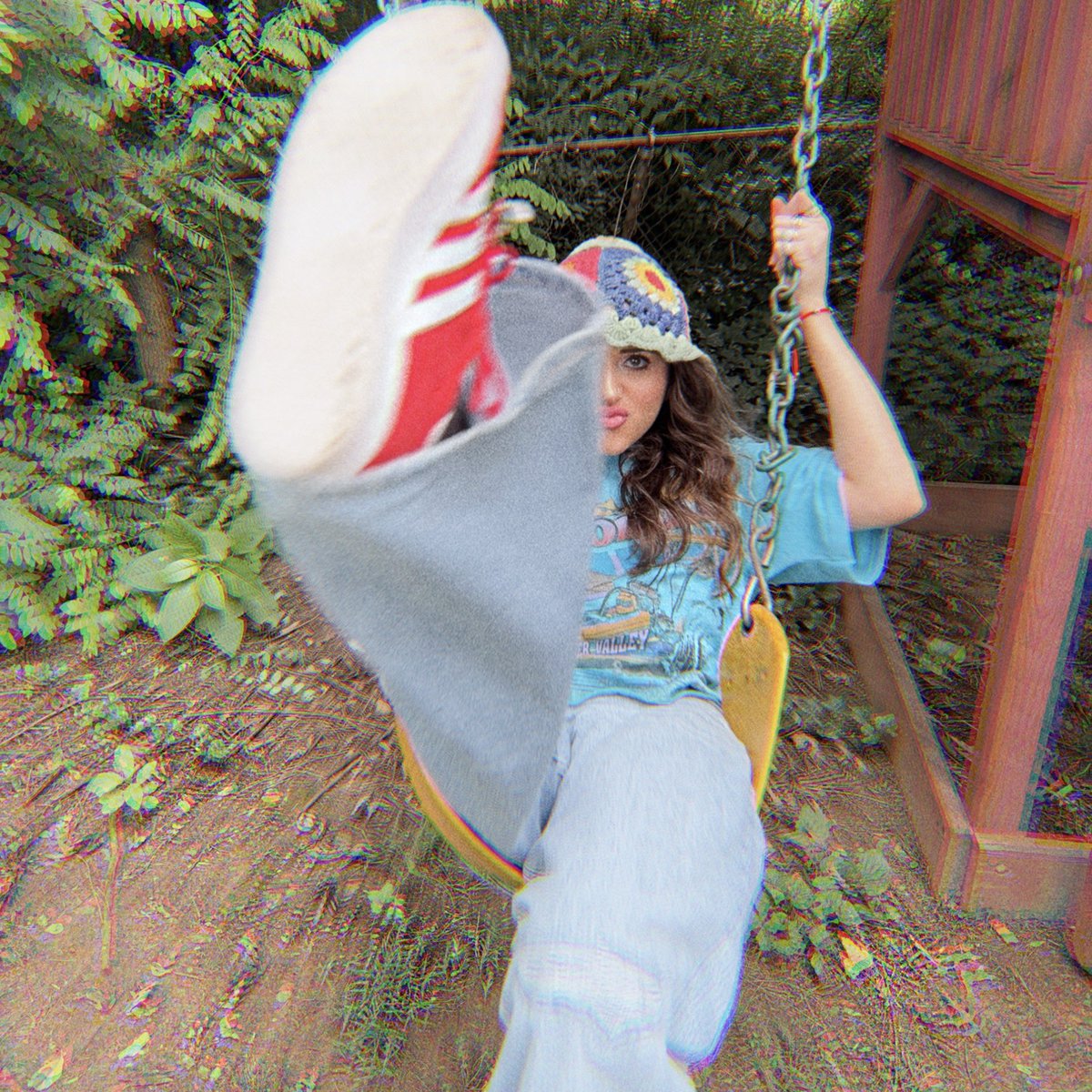 colleen_ryan's tweet photo. Sour // sweet (again, damn, @adidas, sponsor me. I’m a little trend setter) https://t.co/PiE0PMw6x0