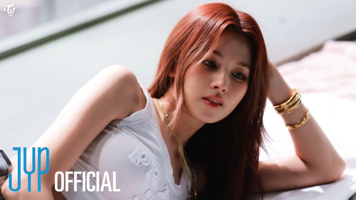 트와이스 다큐 티저