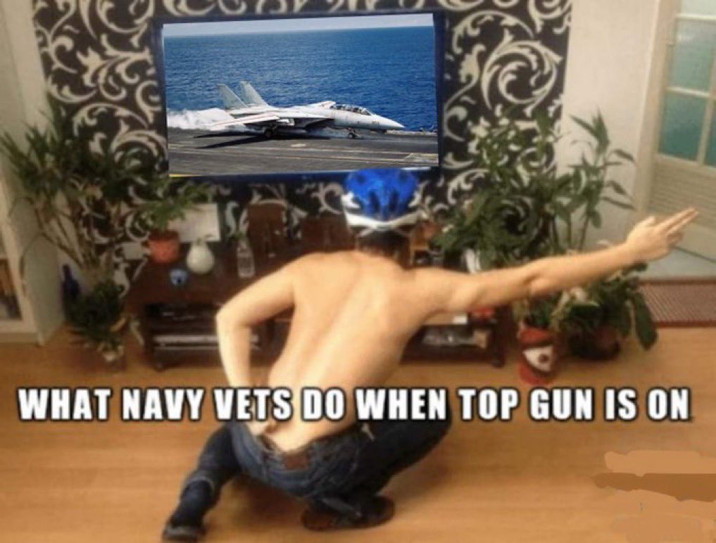 RussellMildner's tweet image. This one is for all you beautiful Navy guys and girls out there! How many of you do this and post pictures!😂