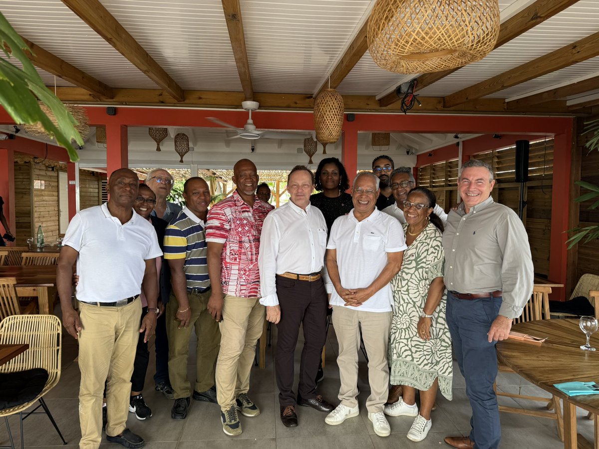 Victorin LUREL (@victorinlurel) on Twitter photo Très belle et très intéressante réunion de travail au restaurant Simaho Beach à # VieuxHabitants avec la délégation de l'<a href="/udemedef/">UDE-Medef Guadeloupe</a> Guadeloupe conduite par le président <a href="/brunoblandin/">bruno blandin</a>. On a parlé développement du sud Basse-Terre et de la Côte Sous-le-Vent , de la lutte contre la Très belle et très intéressante réunion de travail au restaurant Simaho Beach à # VieuxHabitants avec la délégation de l'<a href="/udemedef/">UDE-Medef Guadeloupe</a> Guadeloupe conduite par le président <a href="/brunoblandin/">bruno blandin</a>. On a parlé développement du sud Basse-Terre et de la Côte Sous-le-Vent , de la lutte contre la