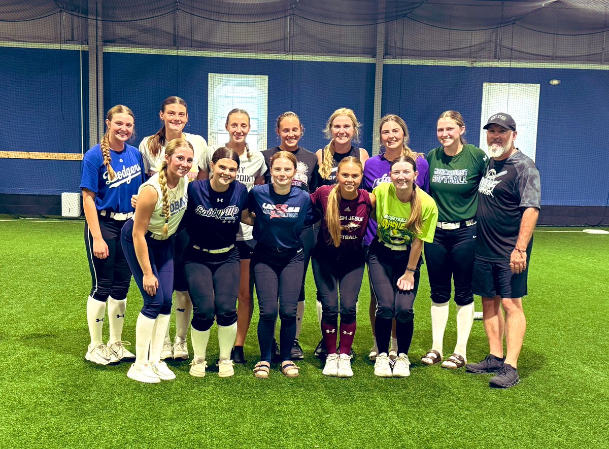 It was a crazy hot workout tonight at Summers Sports!! I’m spent.. I know they are! <a href="/MorganMuncy/">Morgan Muncy</a> <a href="/LSutkowy/">Lilliana Sutkowy 2026</a> <a href="/SiennaTepley/">Sienna Tepley #24</a> <a href="/Shaye_Tepley/">Shaye Tepley</a> <a href="/CaleighShaulis/">Caleigh Shaulis 2025</a> <a href="/mcgeemckayla/">McKayla McGee 2025</a> <a href="/avariemays/">Avarie Mays 2025</a> <a href="/sophsoftball41/">Sophia Neilsen</a> <a href="/I_Candiotti25/">Izzie Candiotti</a> <a href="/KatTaylor2027/">Kat Taylor</a> <a href="/MackenzieCarr27/">Mackenzie Carr</a>