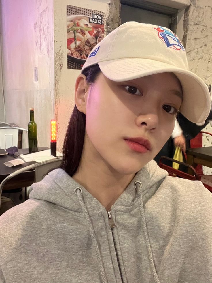looblethink's tweet image. #hyunjin