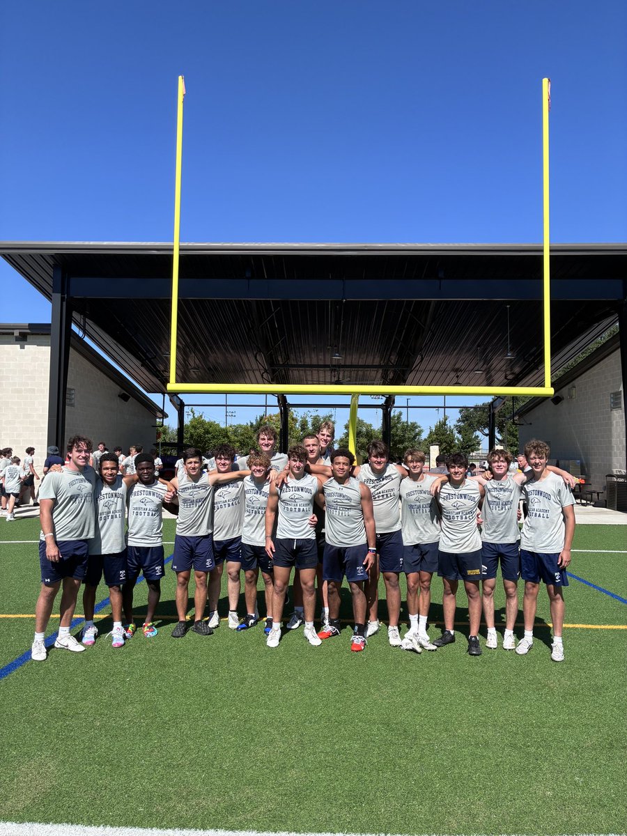 PCALionsFB's tweet image. Can’t wait to see these seniors lead this season! A couple missing in photo… what a great summer w this team! Fall camp around the corner… 
#RiseUp 
Philippians 4:13🙏🏻