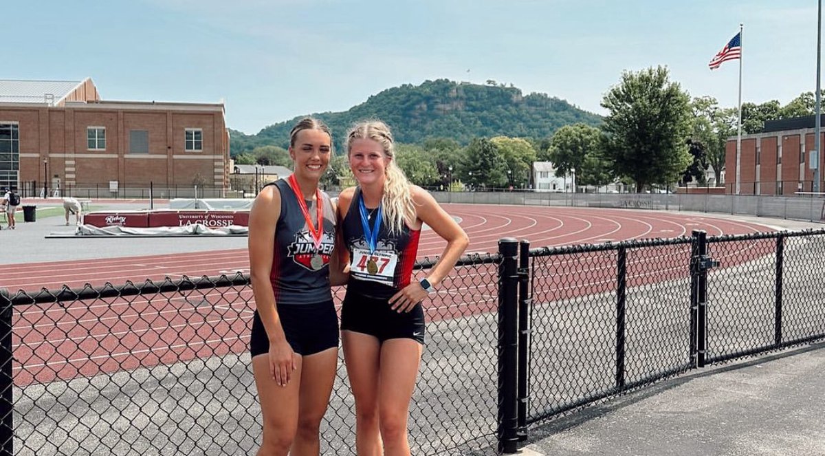 Heptathlon coaching legacy, who paved the way for our current heptathletes:

Hill Werth 2006 - Chatham Glenwood, IL to UCLA (AAU National Champion)

Lily Smith - 2024 Ankeny,IA, to University of Nebraska Omaha

Ava Mills - 2024 Union-LA Porte City, IA to Buena Vista University