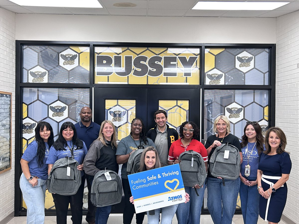 Bussey_Owlets's tweet photo. A huge THANK YOU to Atmos Energy for their generous donation of backpacks for our students! Your support helps ensure our kids are set up for success this school year. @atmosenergy @emhummel 
#CommunitySupport #ThankYouAtmosEnergy #BackToSchoolReady #TeamWork https://t.co/PGfpI9Rp2Z