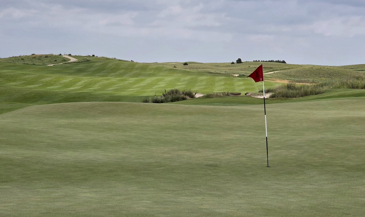 OrsonRosas's tweet image. The Prairie Club, Dunes Course, Valentine, NE (Tom Lehman and Chris Brands)
The land movement throughout the course is nearly unparalleled in my travels. The scale and grandeur are truly breathtaking.
Just "wow".