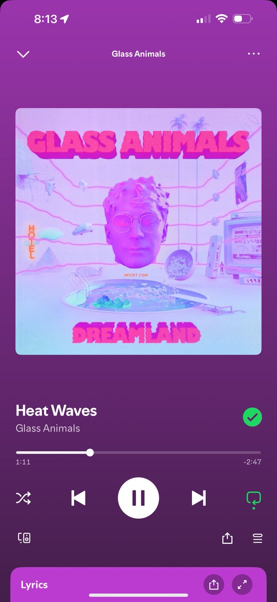 daniwizer's tweet image. i still listen to heatwaves btw