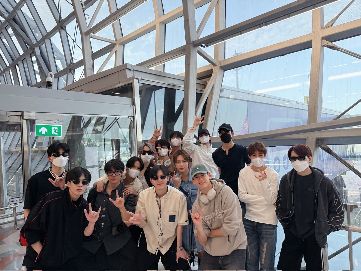 GMMTV (@gmmtv) on Twitter photo おはようございます
また日本で!
See you in Japan 😎
#GMMTVMUSICONXJAPAN2025
#GMMTV <a href="/LYKNofficial/">LYKN</a> <a href="/Williamjkp1/">วิลเลี่ยม จักกะปรั๊ดดดดด</a> <a href="/realxlg/">เล็_ทส์โก_อีทติ้ง</a> <a href="/nnutdan/">nnutdan</a> <a href="/hongshihoshi03/">ฮงชิโฮชิ</a> <a href="/TuiChayatorn/">เอม.ตุ้ยยยย 🤏🏻</a> <a href="/JASP_ERofficial/">JASP.ER</a> <a href="/ChenRcj/">อันโดรเมด้า ชุน</a> <a href="/tnbau1/">บ่าวเมฆรถลากขอรับ</a> <a href="/Ppsanta/">Santapp</a> <a href="/ppnaravit/">ppnaravit</a> <a href="/kristtps/">คุณพี⛅💛</a> <a href="/satangktp/">Satang</a> <a href="/gawincaskey/">Gawin Caskey</a> <a href="/keenkeno_sp/">KEENKENO</a> <a href="/BarcodeTin/">Tinnasit</a> おはようございます
また日本で!
See you in Japan 😎
#GMMTVMUSICONXJAPAN2025
#GMMTV <a href="/LYKNofficial/">LYKN</a> <a href="/Williamjkp1/">วิลเลี่ยม จักกะปรั๊ดดดดด</a> <a href="/realxlg/">เล็_ทส์โก_อีทติ้ง</a> <a href="/nnutdan/">nnutdan</a> <a href="/hongshihoshi03/">ฮงชิโฮชิ</a> <a href="/TuiChayatorn/">เอม.ตุ้ยยยย 🤏🏻</a> <a href="/JASP_ERofficial/">JASP.ER</a> <a href="/ChenRcj/">อันโดรเมด้า ชุน</a> <a href="/tnbau1/">บ่าวเมฆรถลากขอรับ</a> <a href="/Ppsanta/">Santapp</a> <a href="/ppnaravit/">ppnaravit</a> <a href="/kristtps/">คุณพี⛅💛</a> <a href="/satangktp/">Satang</a> <a href="/gawincaskey/">Gawin Caskey</a> <a href="/keenkeno_sp/">KEENKENO</a> <a href="/BarcodeTin/">Tinnasit</a>