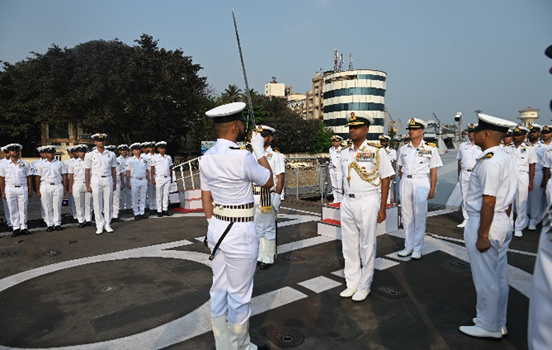 IN_EasternFleet's tweet image. Duty calls us to serve with unwavering commitment, safeguarding our nation’s maritime interests.
Honour drives us to uphold the highest standards of integrity, discipline, and pride in every mission.
Courage empowers us to face the unknown – whether at sea or ashore, with…