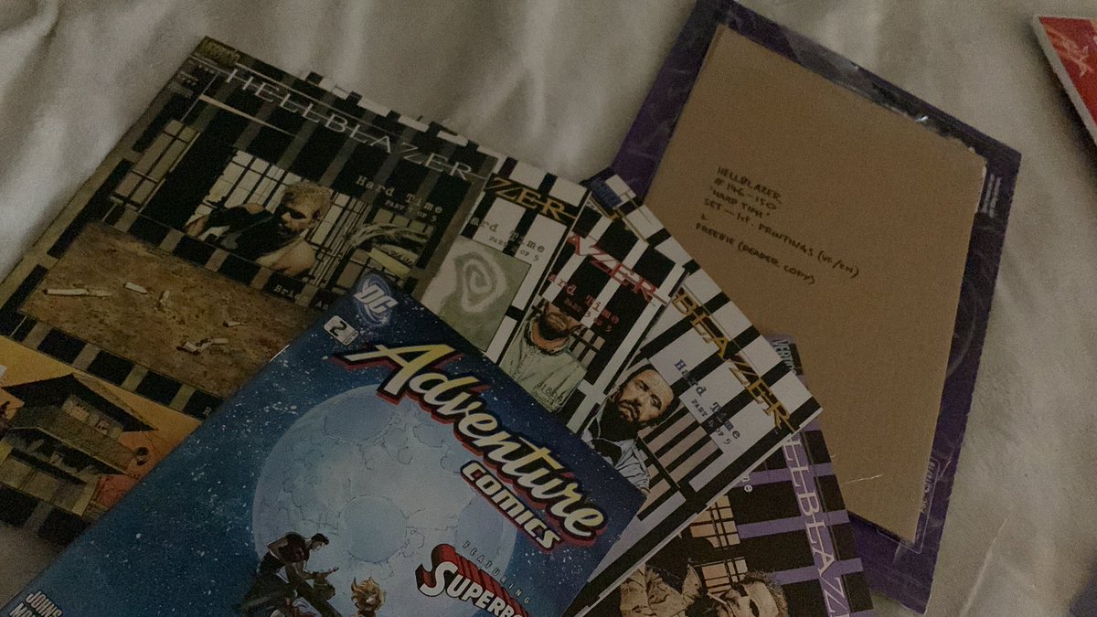Naddleslee's tweet image. #HellYes #HellBlazer &the bloke even sent me a bonus.
Big thanks to #MelbourneComics
& for the story choice advice from @sundayjeff I know exactly how this #Ants spending the weekend. That & Superman if I can get my bloke to agree π