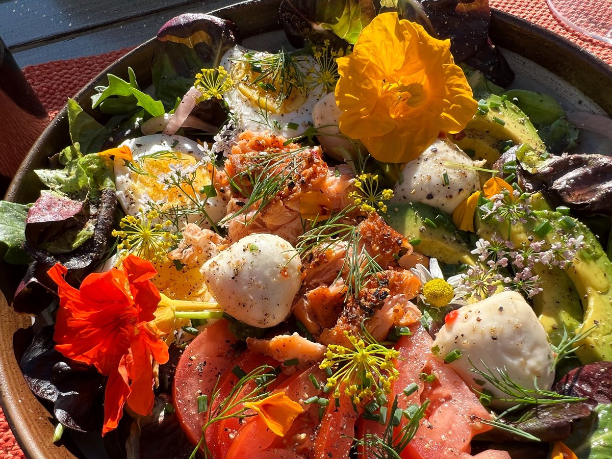 NGB2020's tweet image. Garden greens and things. Some stuff from the garden and some from the store #garden #salad #wine #veggies