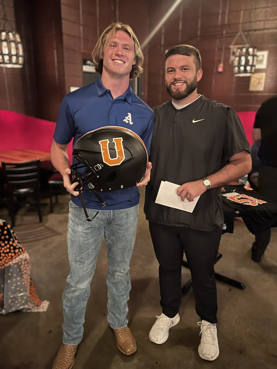 Cameron Creighton (@camcreighton13) on Twitter photo God is good! After some great conversations with some incredible coaches, <a href="/_CoachDay_/">Brandon Day</a> & <a href="/CoachBryantUC/">Boston Bryant</a> Super pumped to receive my first offer to play <a href="/UnionBulldogFB/">Union Football</a>! <a href="/CoachWatsonUC/">Benjamin Watson</a> <a href="/AuburnHighFB/">Auburn High Football</a> <a href="/keithetheredge1/">keith etheredge</a> <a href="/CoachScott34/">Scott Goolsby</a> <a href="/ReginaldLSmith/">Reginald Smith</a> <a href="/Coachvharris/">Vincent Harris</a> <a href="/zo_zilly01/">Coach Zo</a> <a href="/CoachGFerg/">Graham Ferguson</a> God is good! After some great conversations with some incredible coaches, <a href="/_CoachDay_/">Brandon Day</a> & <a href="/CoachBryantUC/">Boston Bryant</a> Super pumped to receive my first offer to play <a href="/UnionBulldogFB/">Union Football</a>! <a href="/CoachWatsonUC/">Benjamin Watson</a> <a href="/AuburnHighFB/">Auburn High Football</a> <a href="/keithetheredge1/">keith etheredge</a> <a href="/CoachScott34/">Scott Goolsby</a> <a href="/ReginaldLSmith/">Reginald Smith</a> <a href="/Coachvharris/">Vincent Harris</a> <a href="/zo_zilly01/">Coach Zo</a> <a href="/CoachGFerg/">Graham Ferguson</a>