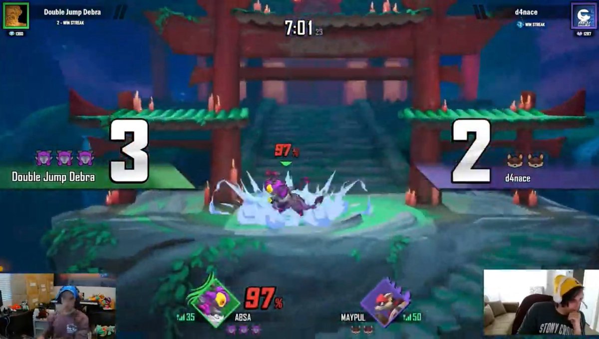 danfornace's tweet image. There was a hotfix today that added a stock count visual when stocks are lost. We added this because when I was in the crowd at my last two majors, there was something blocking the bottom of the screen where the stocks are and it made it hard to start watching midmatch.