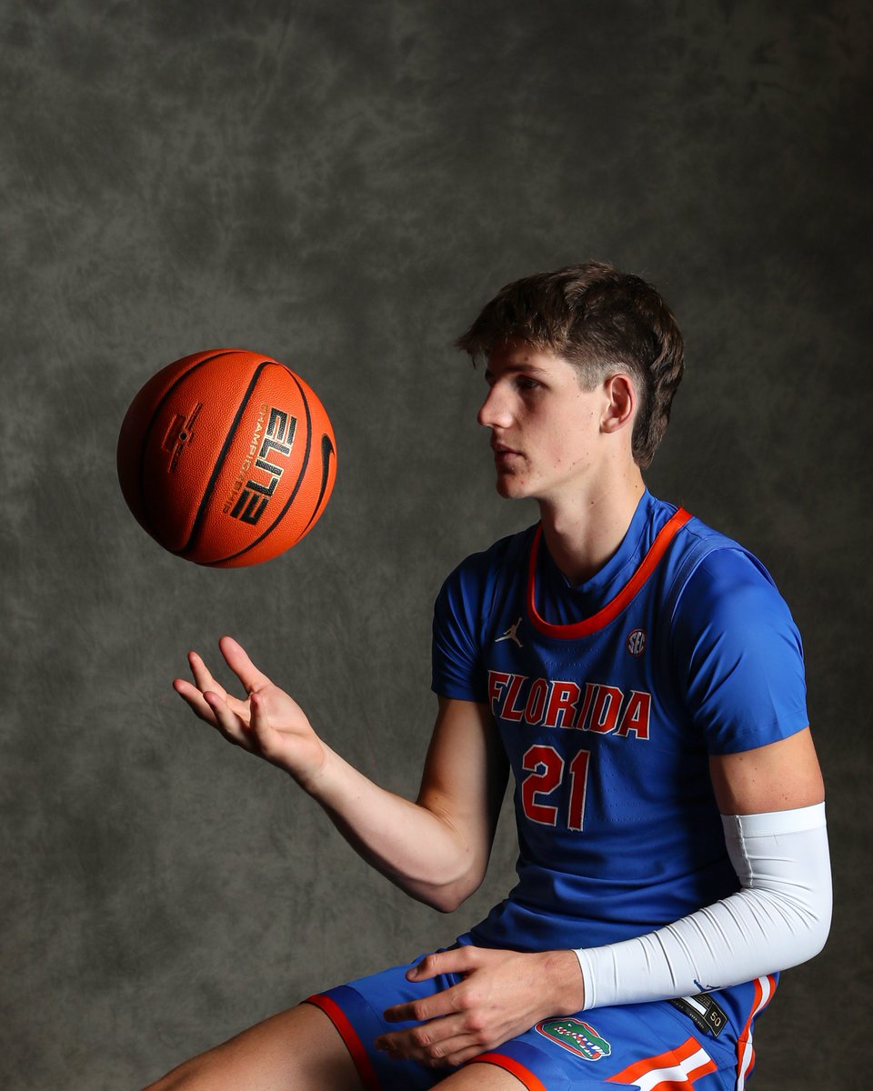 GatorsMBK's tweet image. happy bday Condo ‼️🎊