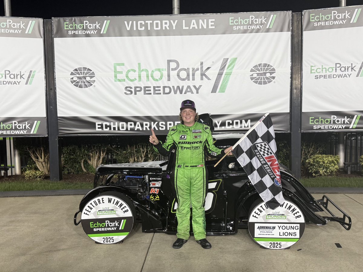 USLegendCars's tweet image. Colt Johnson secures his second legend car win in the Young Lions Feature in Thursday Thunder Championship Round🏎️

#ThursdayThunder | #INEX