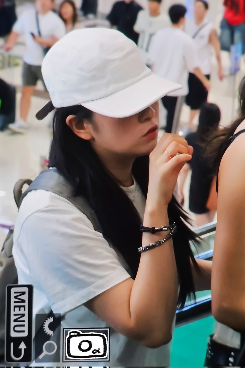 fishcmr's tweet image. 250725 김포공항 GMP

너무 예뻐...💚💚

#TWICE #JEONGYEON
#트와이스 #정연 #ジョンヨン