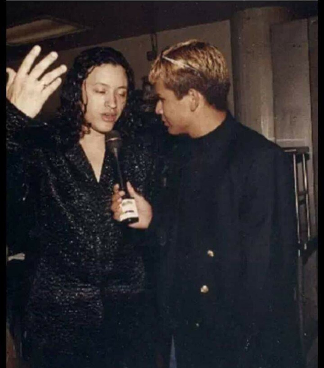 ELVIS CRESPO Y SU SERVIDOR  ALVARO MENDEZ