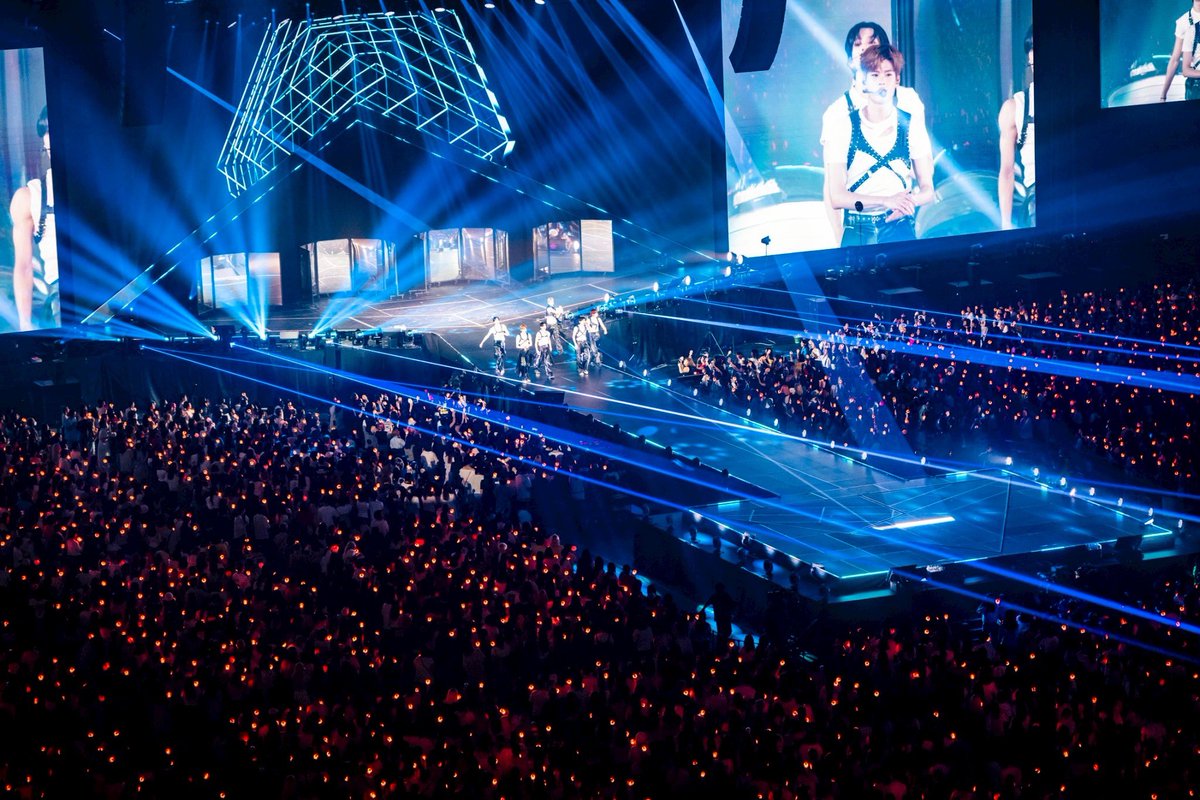 SMTOWNGLOBAL's tweet image. ‘매진 릴레이’ 라이즈, 일본 사이타마 공연 5만 4천 관객 동원!
현지 데뷔 10개월 만의 성과, 적수 없는 ‘ONE TOP’ 존재감 입증
m.entertain.naver.com/home/article/1…
#RIIZE #라이즈
#RISEandREALIZE
#RIIZE_CONCERT
#RIIZINGLOUD