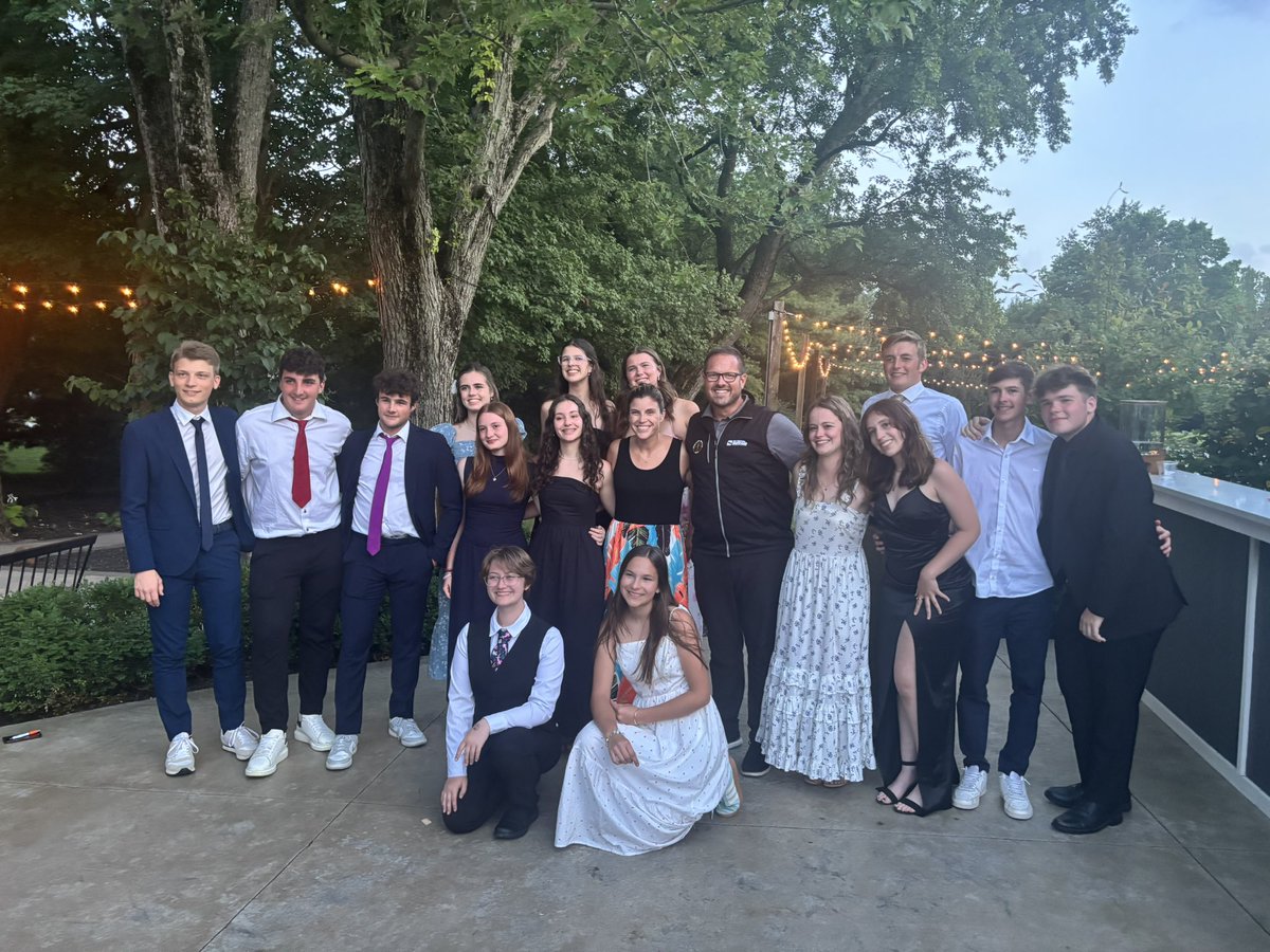 MayorJensen's tweet image. Julie and I had the honor of attending the farewell dinner for Noblesville Sister Cities after welcoming students and chaperones to @NoblesvilleIN from our Sister Cities of Nova Prata, Brazil, and Cittadella, Italy. Thank you for visiting our community!