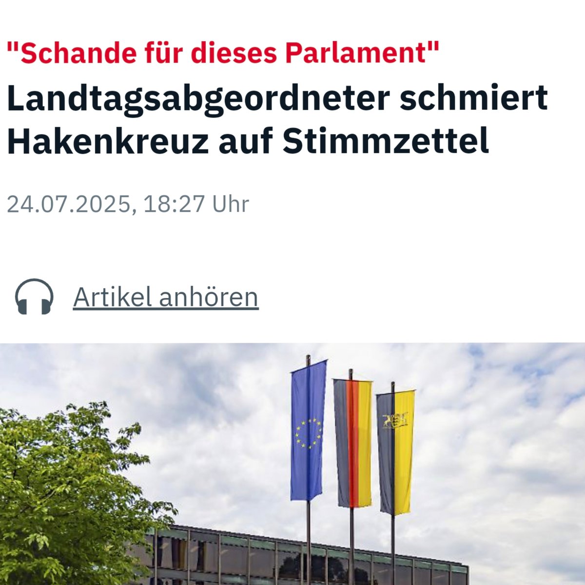 Staatsfaint's tweet image. n-tv.de/politik/Baden-…
Die Landtagsverwaltung bestätigte, dass der Stimmzettel mit dem #Hakenkreuz auf der Seite von #SPD und #Grünen abgegeben worden sei.
#AfD erstattet Anzeige.
Ironischerweise kommt es natürlich in die Statistik PK-Rechts 🤡