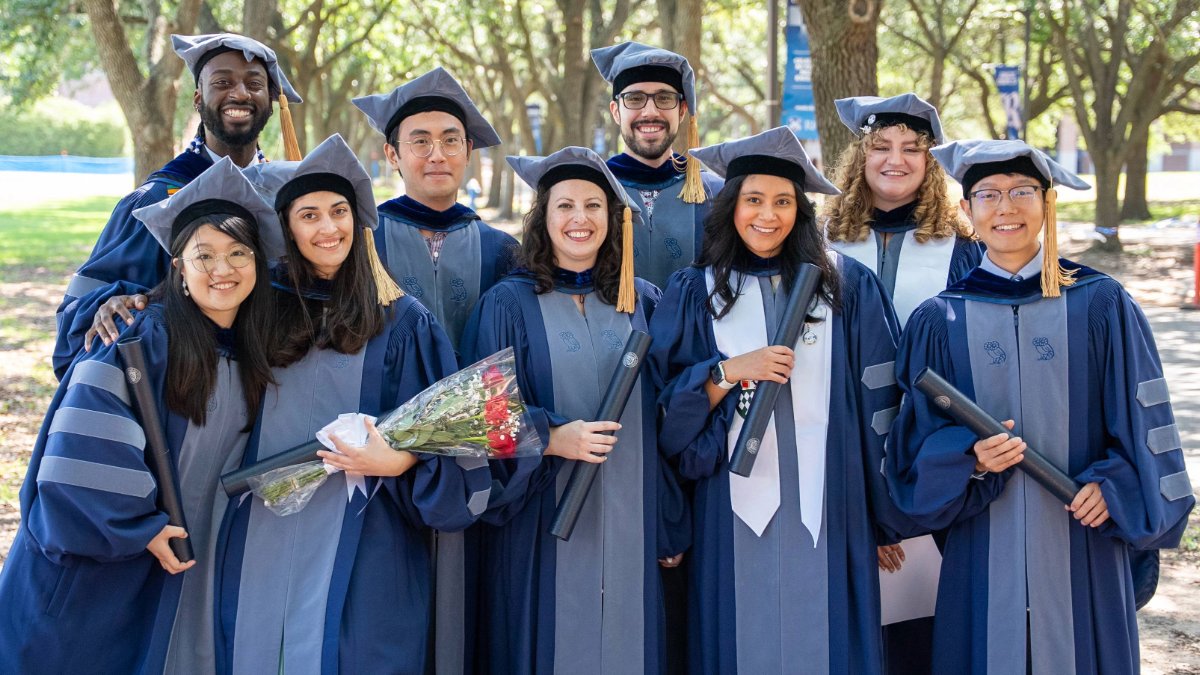 ricealumni's tweet image. Advancing graduate education is front and center in Momentous, Rice’s new strategic plan. We’re building a top-tier, global teaching institution — one where grad students thrive in a close-knit, collaborative community of scholars. momentous.rice.edu