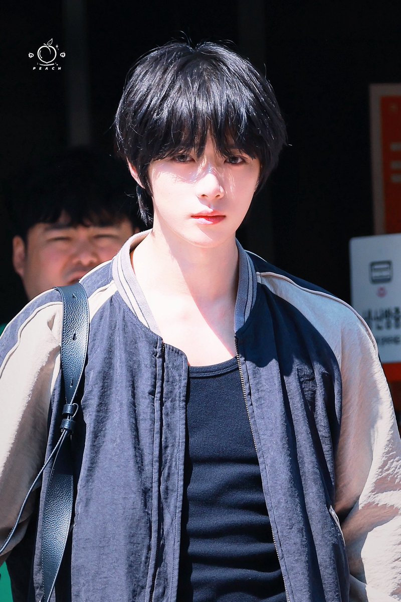cutemeoo's tweet image. 250725

#범규   #BEOMGYU #ボムギュ
#TXT #TOMORROW_X_TOGETHER
#투모로우바이투게더 #투바투