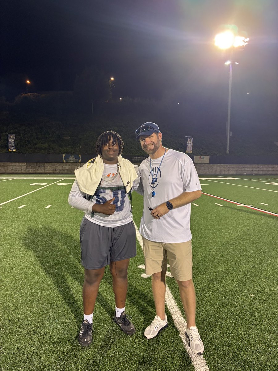 CyrusWK0's tweet image. After a great day at camp I’m blessed to have received my first offer from @PaceUniversity thank you coaches for this opportunity! 
@CoachChadWalker @coachgarretlynn  @CoachCGD @PaceUFootball