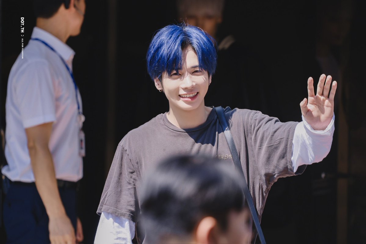 dotdot_th's tweet image. 250725
#TAEHYUN #ํํ #ใใใงใณ
#TXT_TAEHYUN #TXT_ํํ
#TXT #ํฌ๋ฐํฌ #ํฌ๋ชจ๋ก์ฐ๋ฐ์ดํฌ๊ฒ๋
#TOMORROW_X_TOGETHER