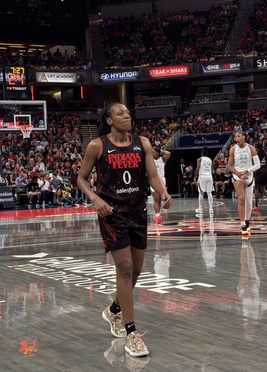 RickStevens63's tweet image. Tonight’s @IndianaFever game was awesome! We absolutely LOVE attending these games.
The referees are subpar & infuriate me but we do enjoy watching the game.