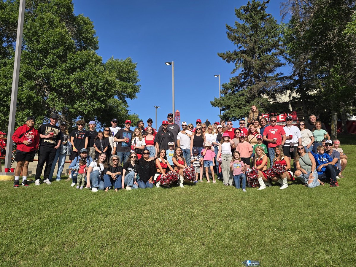 johnw_bender's tweet image. Still in my tailgate era!
Go Stamps!
#TogetherWeRide #CFL #yyc