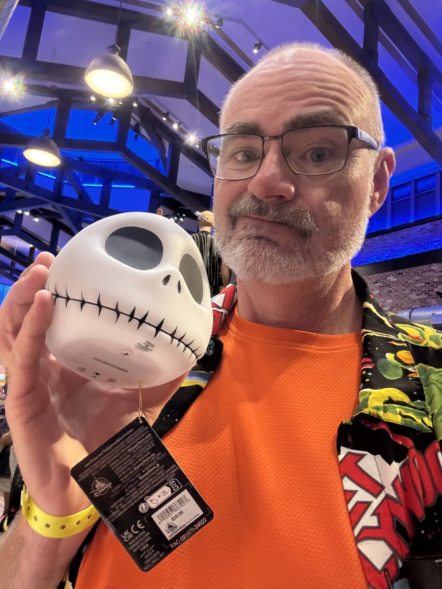 KLRodgers4's tweet image. Alas, poor Jack Skellington, I knew him well…
#Disney
#Shakespeare