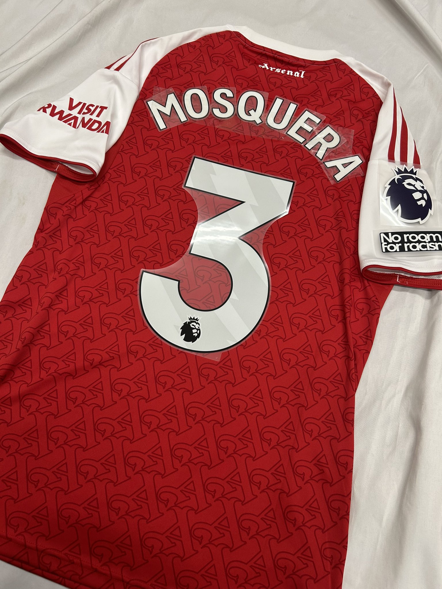 合計サッカー工場。 2018 プロサッカー レフェリーパッケージ フル