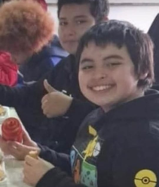 JoviNomas's tweet image. URGENTE, Atentos #VillaFrancia y alrededores!. Alonso está perdido, luego de un incendio en su casa en Villa Francia, el menor corrió asustado y su familia lo busca desesperadamente.
Cualquier info por favor contáctate al +56 9 9033 6145.