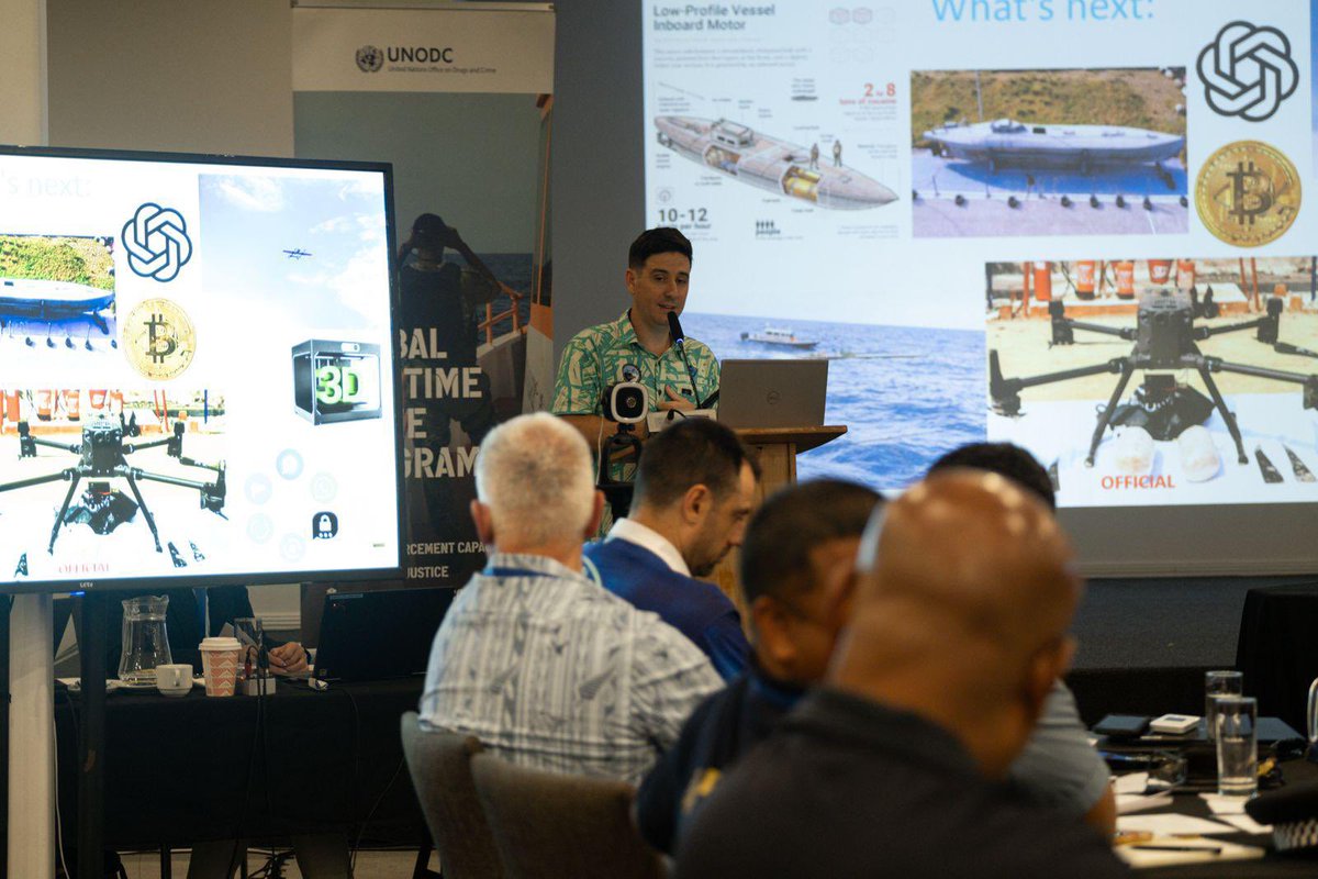 UNODC_MCP's tweet image. @UNODC_MCP, with support from @StateINL, successfully convened the 4th Heads of Maritime Police Units (HPMU) regional meeting yesterday, bringing together MLE chiefs from 11 Pacific Island Countries to advance maritime crime response, AIS expansion, and operational coordination.