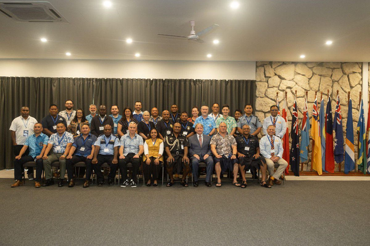 UNODC_MCP's tweet image. @UNODC_MCP, with support from @StateINL, successfully convened the 4th Heads of Maritime Police Units (HPMU) regional meeting yesterday, bringing together MLE chiefs from 11 Pacific Island Countries to advance maritime crime response, AIS expansion, and operational coordination.
